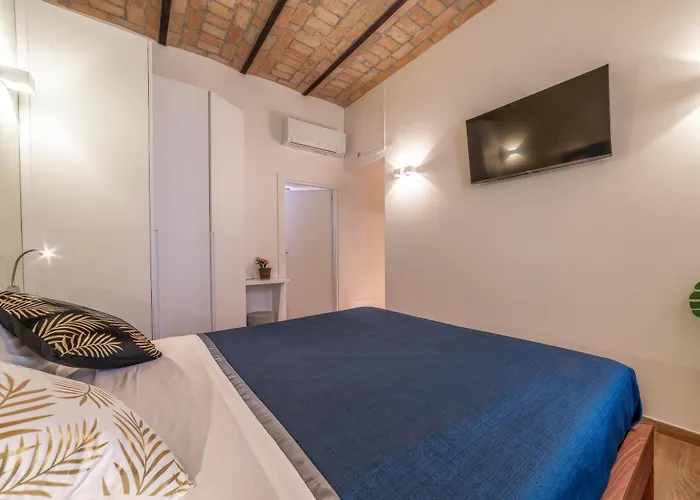 Luxury Vatican - Next To The Vatican Museum 4* רומא