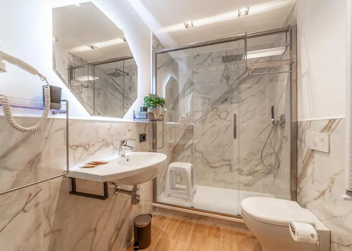 לינה וארוחת בוקר Luxury Vatican - Next To The Vatican Museum 4*